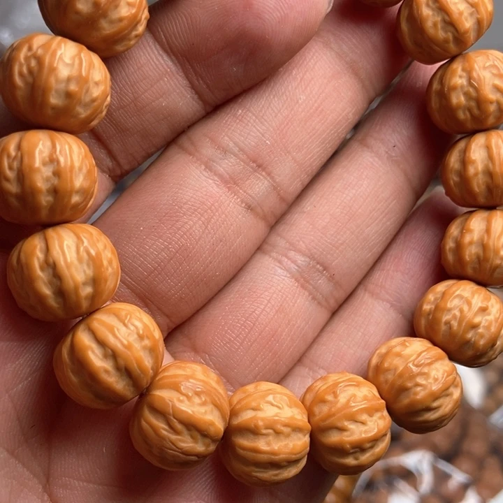 猴头核桃吊坠今天