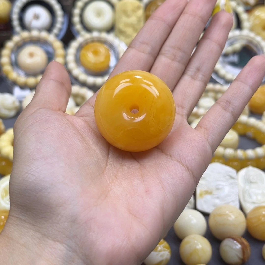 琥珀未镶嵌手串……