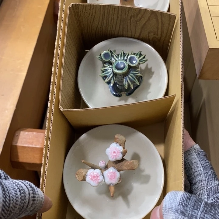 皮***姐中古品默认微瑕看好下手