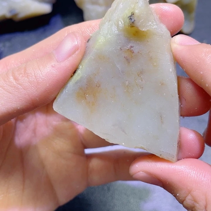 和田玉未镶嵌珠宝半成品