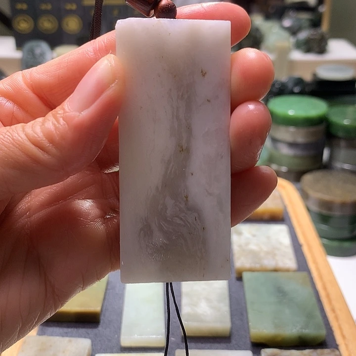 和田玉未镶嵌珠宝半成品