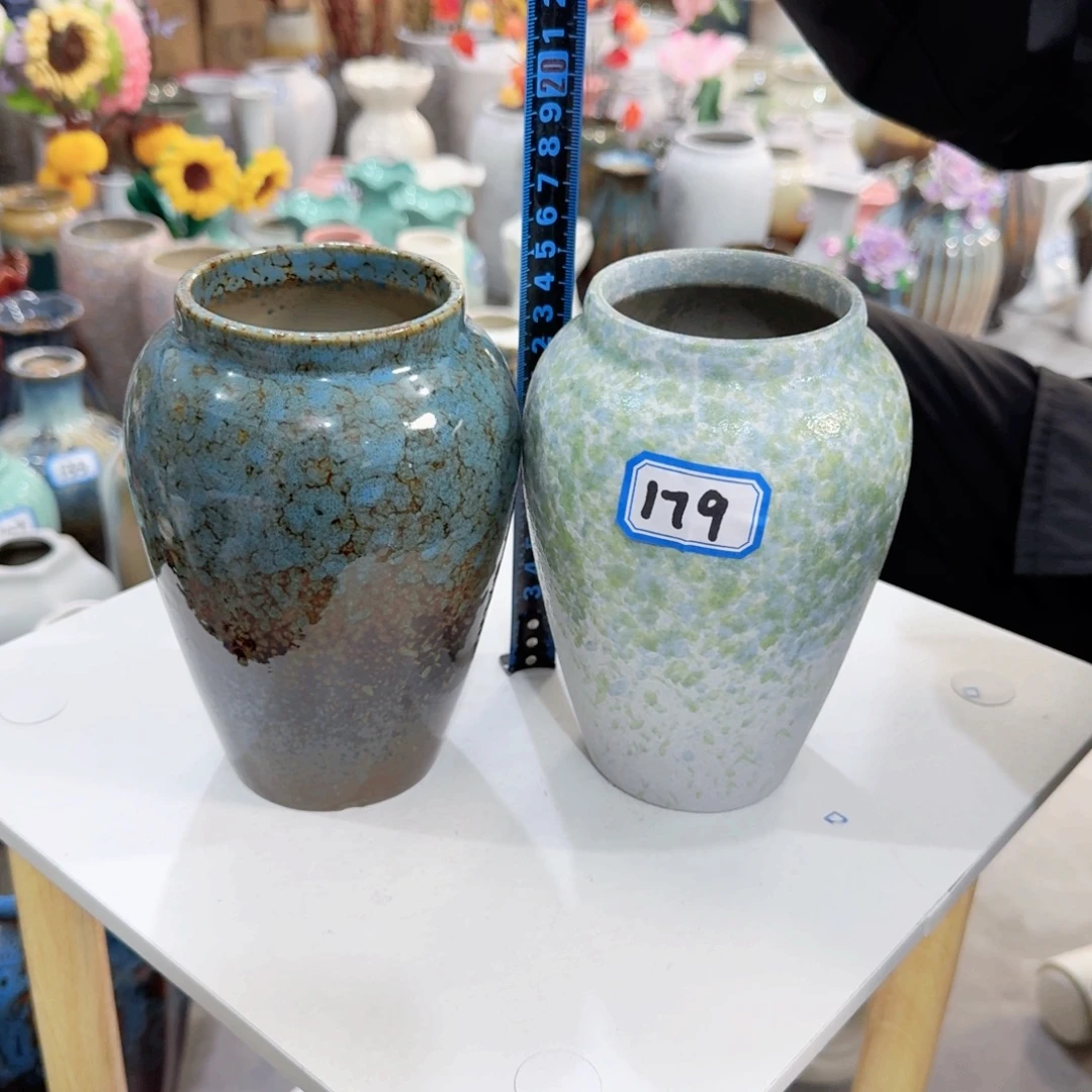 179号陶瓷高16厘米微瑕