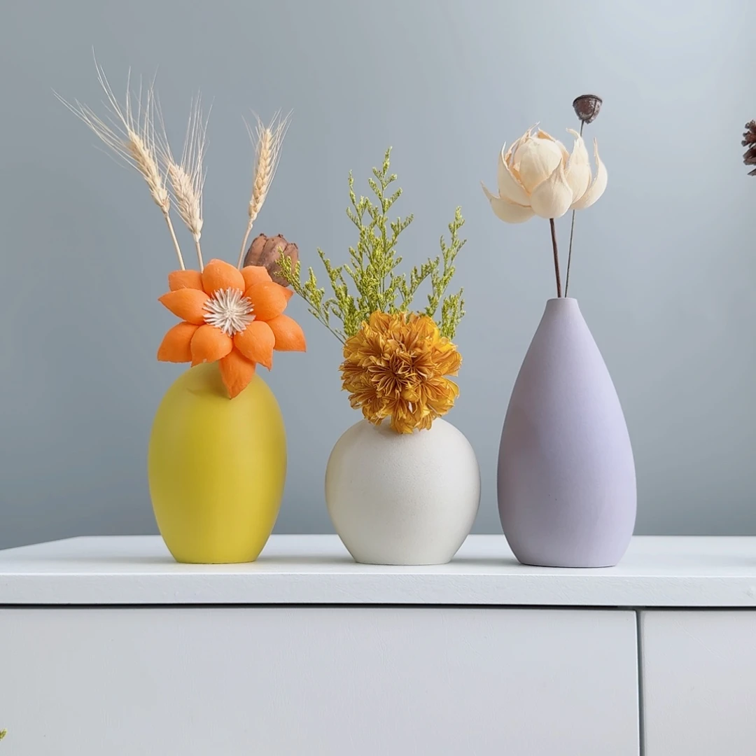 摆件陶瓷小花瓶摆件含花总高约20-30cm
