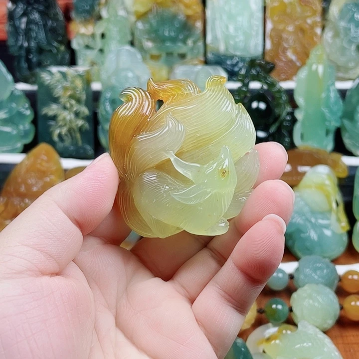 蛇纹石玉未镶嵌挂件