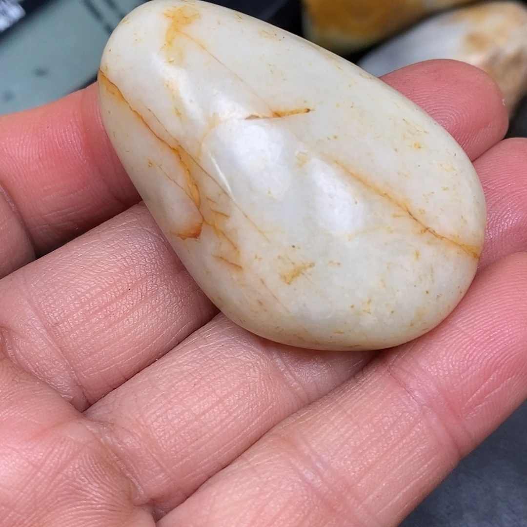 和田玉未镶嵌珠宝奇石