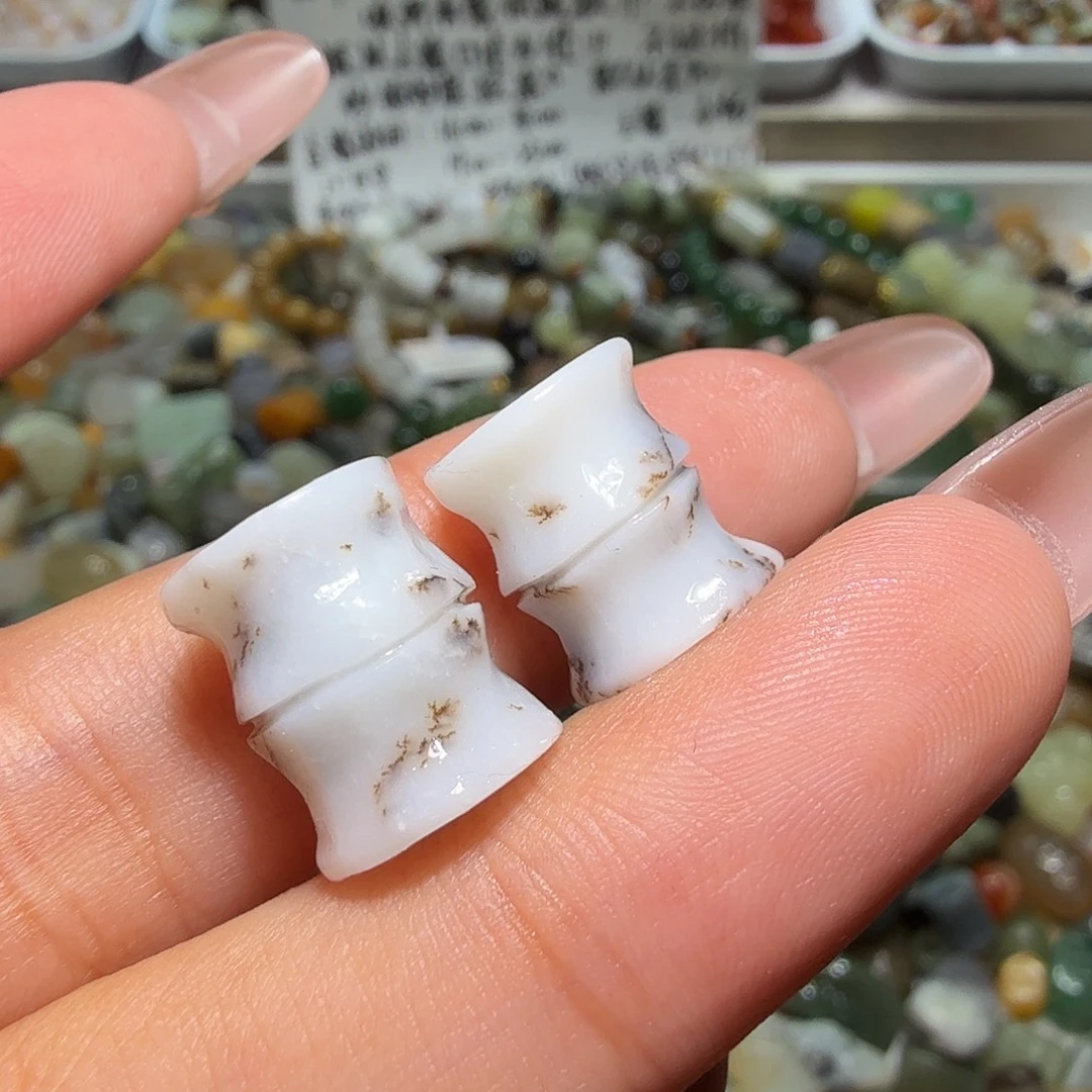 和田玉未镶嵌珠宝奇石