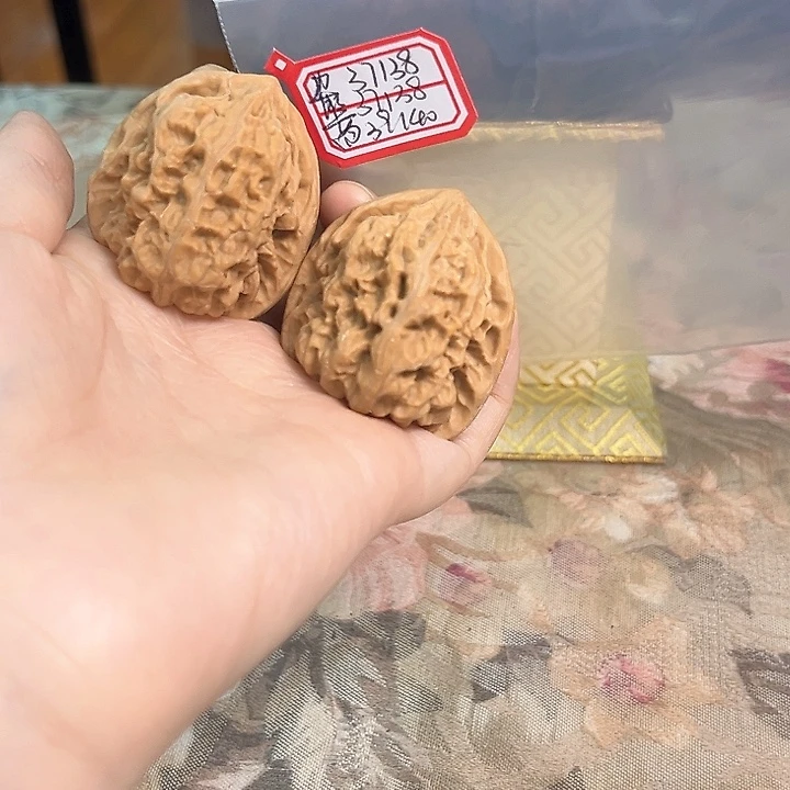 文玩核桃把件马蹄