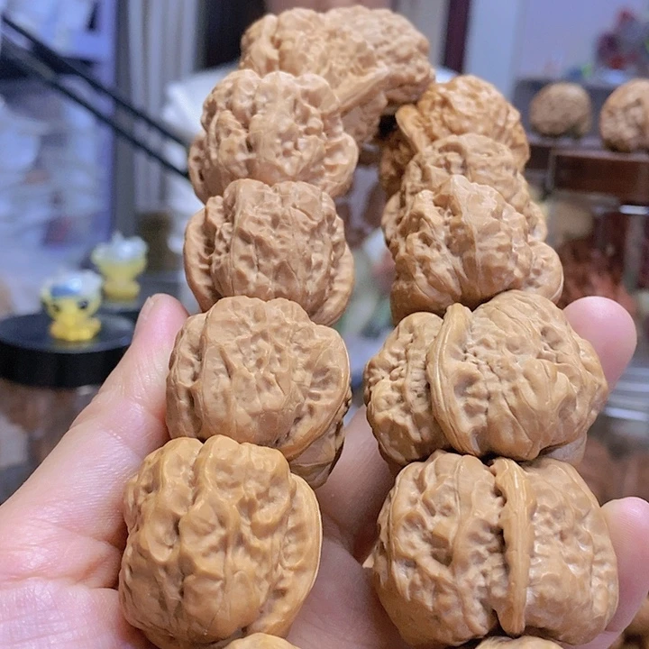 【闪购商品】文玩核桃把件燕*蛤蟆头手持油黄