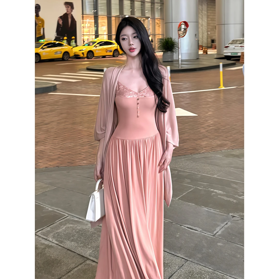 纯欲辣妹外搭长袖外套开衫上衣女秋新款显身材吊带A字连衣裙套装