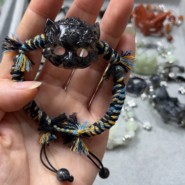 蛇纹石玉合金颈饰