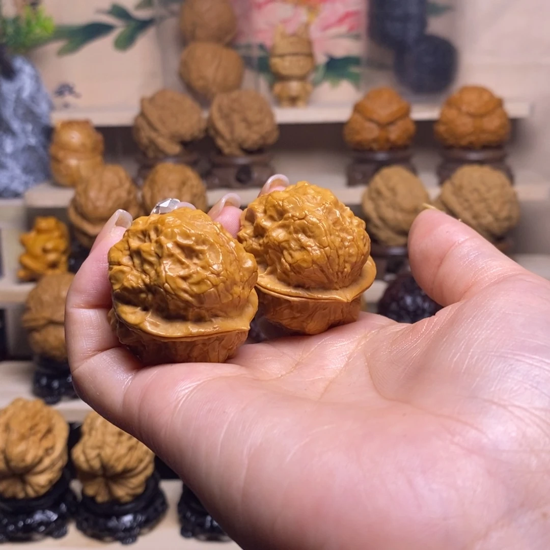 B***H文玩核桃吊坠至尊腰蟾H03