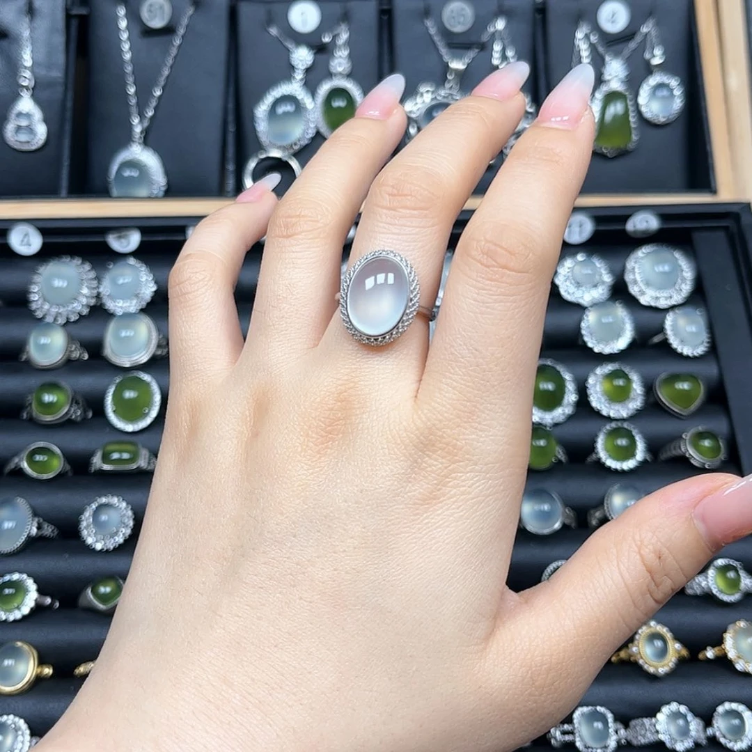 【闪购商品】岫玉戒指银S925镶嵌一**?