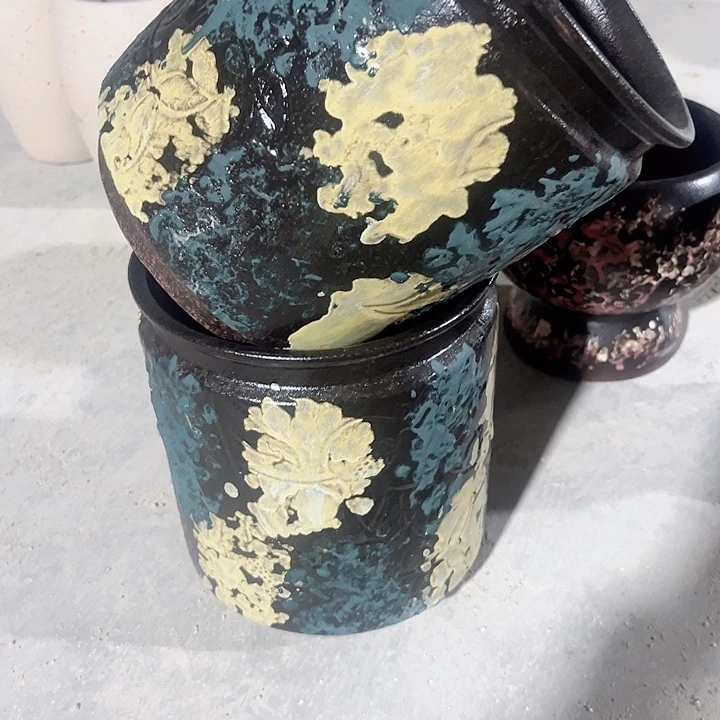 高度24厘米口20厘米