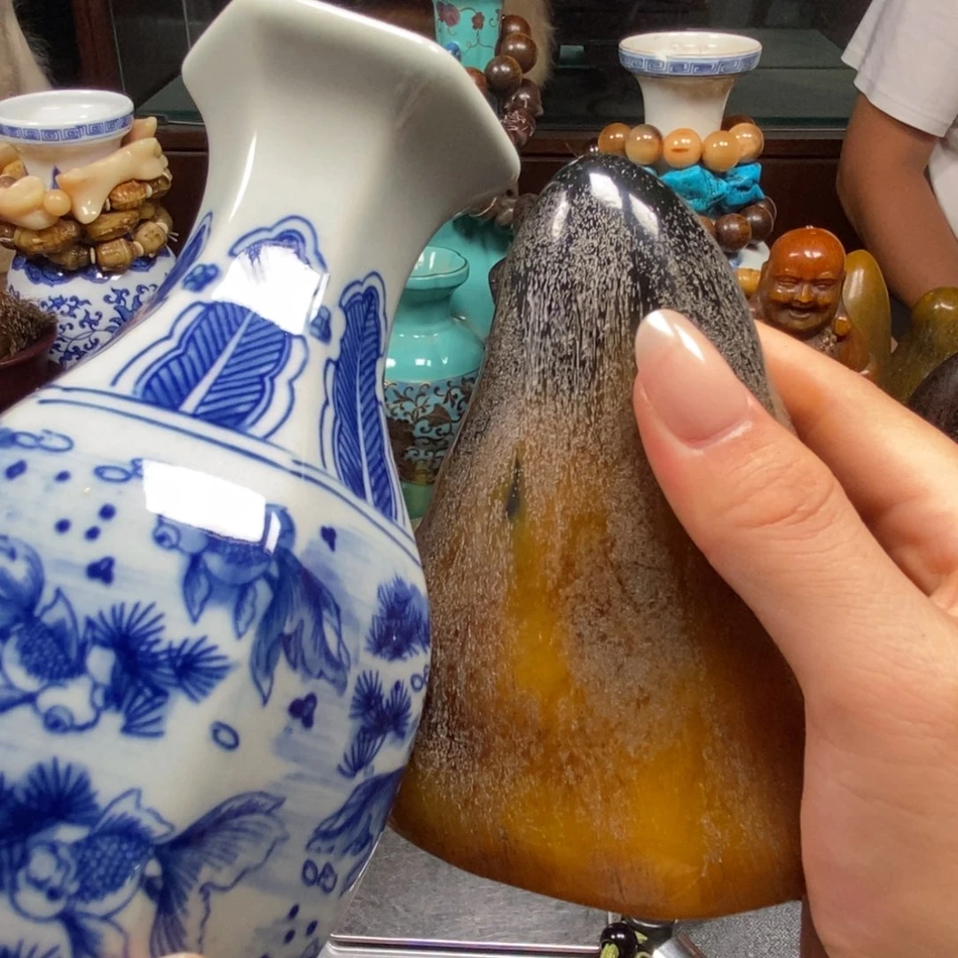 主播的时候我还以为他在看电视