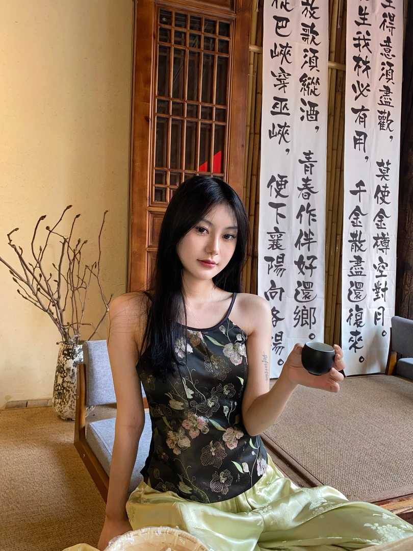 罗衣雅颂【0501】带胸垫 新中式吊带美背新款国风内衣背心夏季上衣