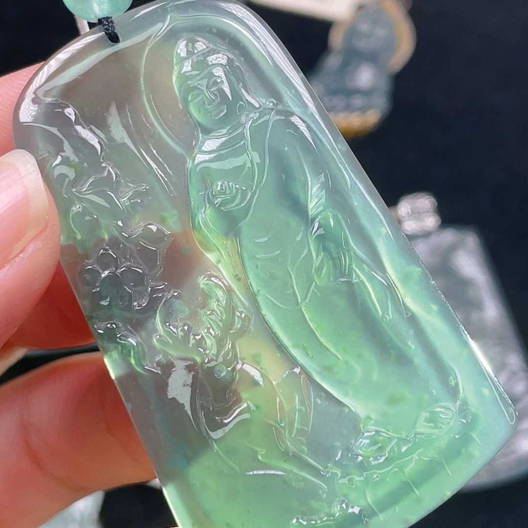 颈饰未镶嵌翡翠3，