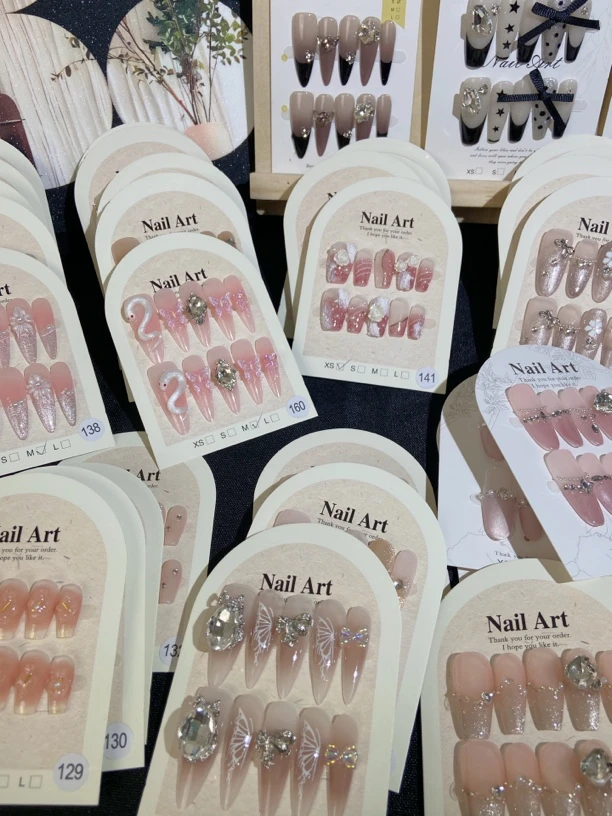 时尚风新款穿戴甲