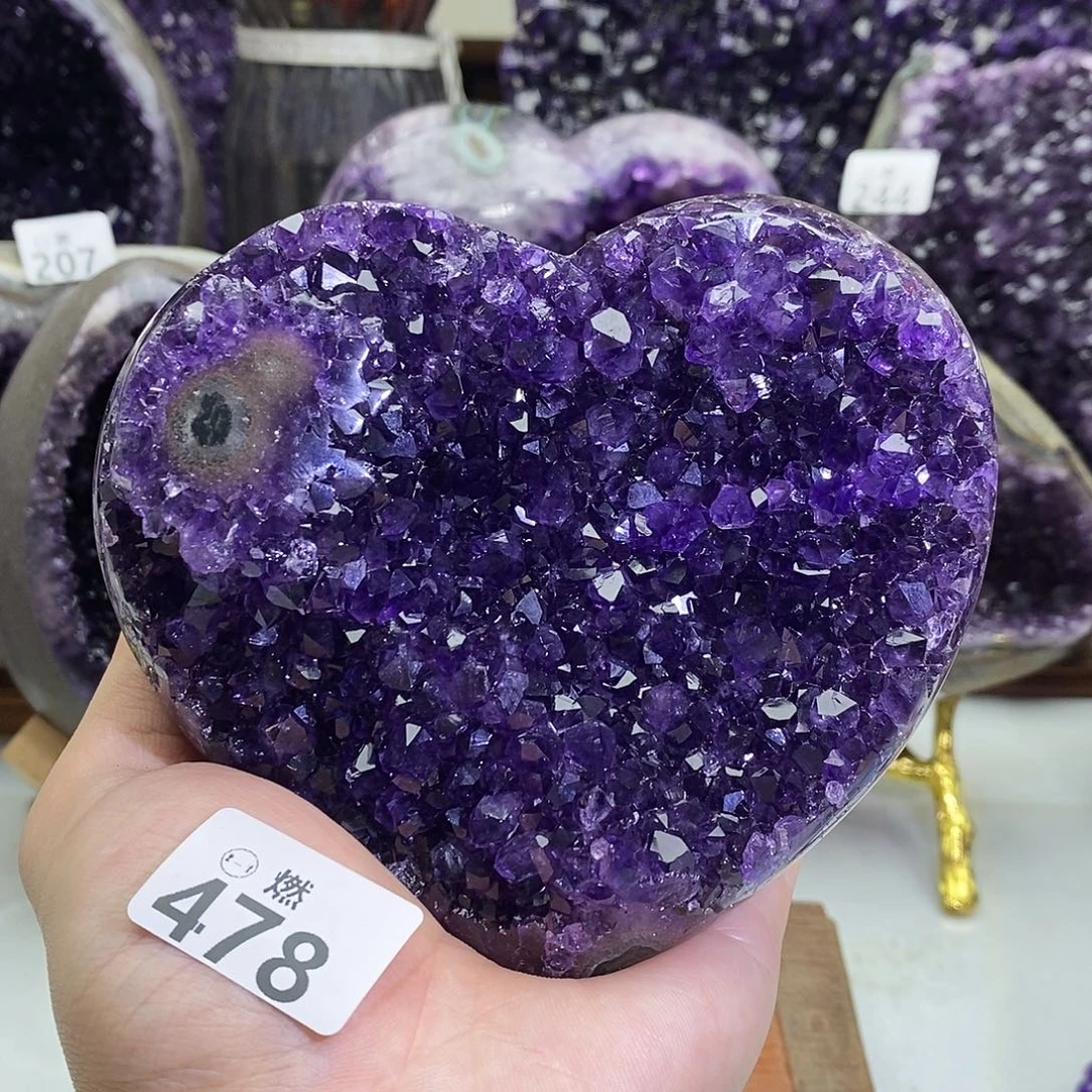紫晶未镶嵌大型摆件（非配饰）