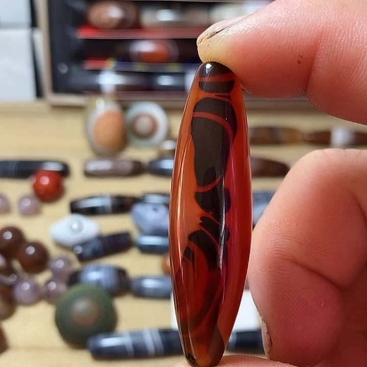 玛瑙/玉髓合金颈饰