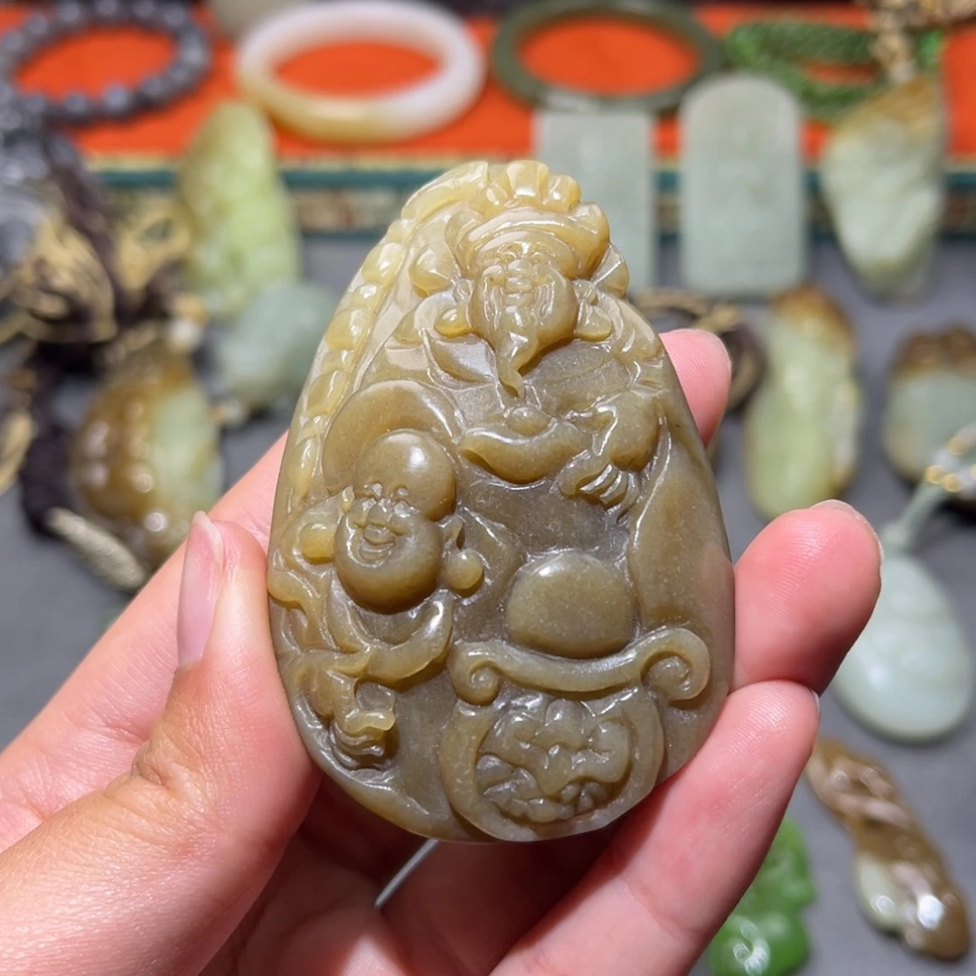 和田玉把件未镶嵌