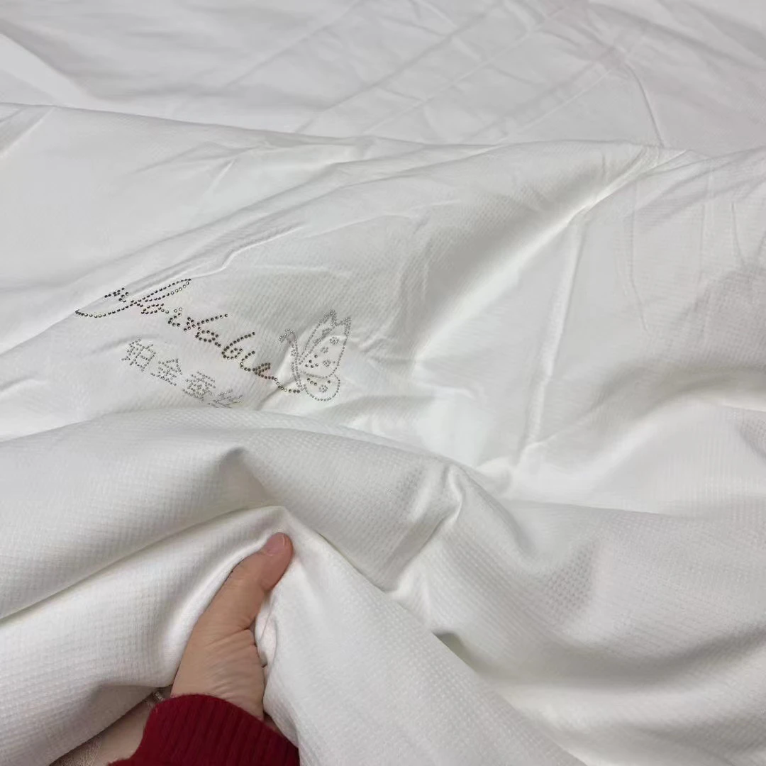 【年终清仓】铂金蚕丝春秋被