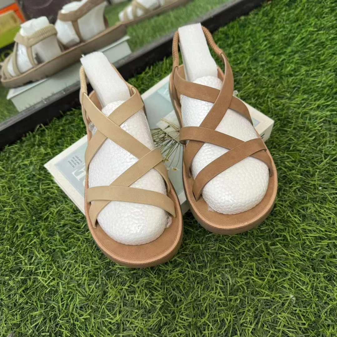 2025夏季新款凉鞋轻法假日度假风交叉松紧条带露趾薄底女鞋9035