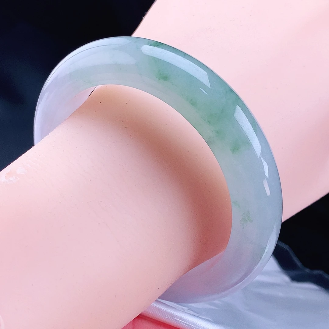 未镶嵌手镯翡翠55圈