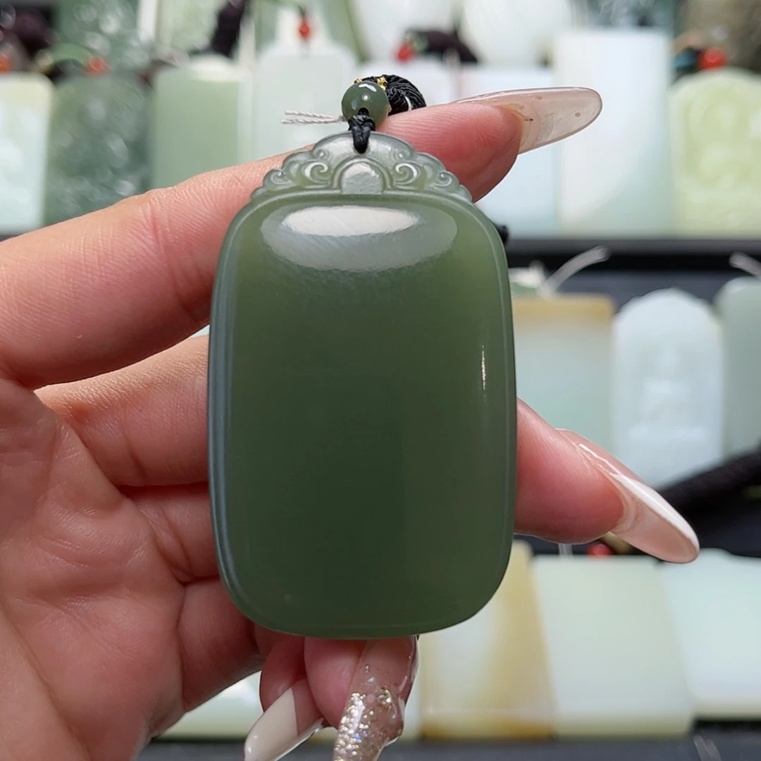 【闪购商品】颈饰未镶嵌和田玉k*k