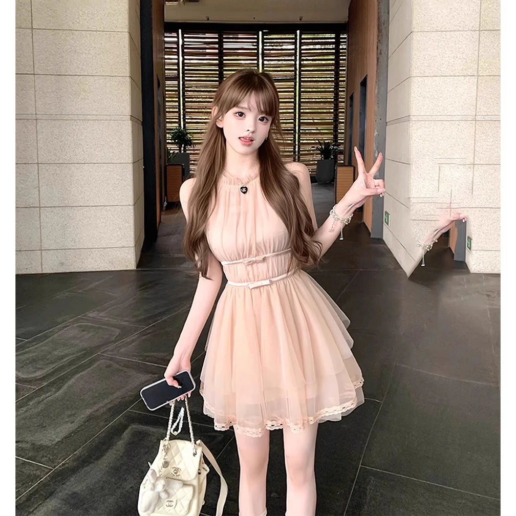 微醺裸粉色挂脖蝴蝶结不规则下摆连衣裙女短裙设计感2025夏季新款