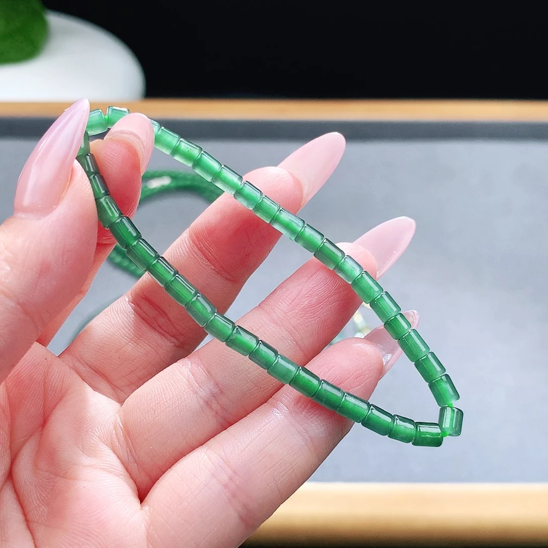 未镶嵌手镯（圆镯）翡翠