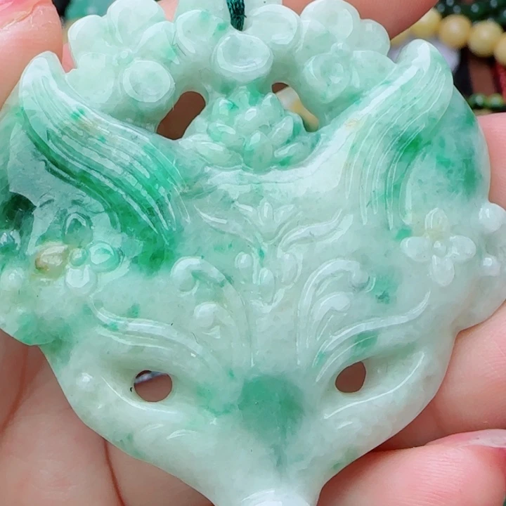 翡翠未镶嵌颈饰天然A货38