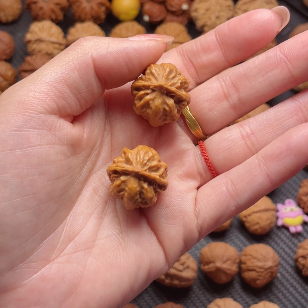 文玩核桃把件小霸王