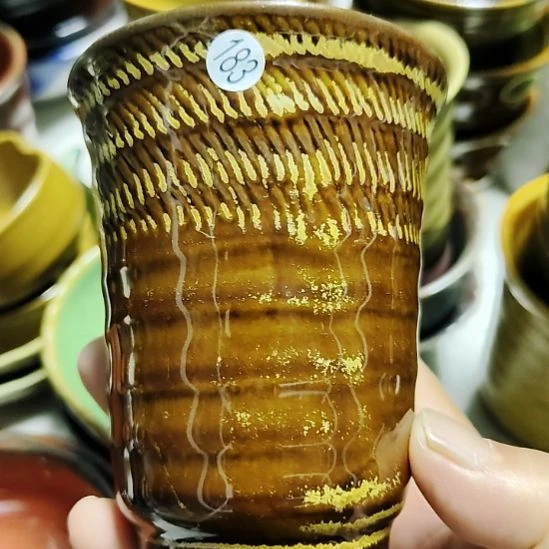 瓷片五厂，七厂，瓷器摆件，瓷片！都有微瑕疵。