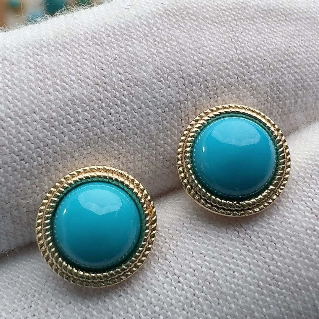 绿松石未镶嵌耳饰