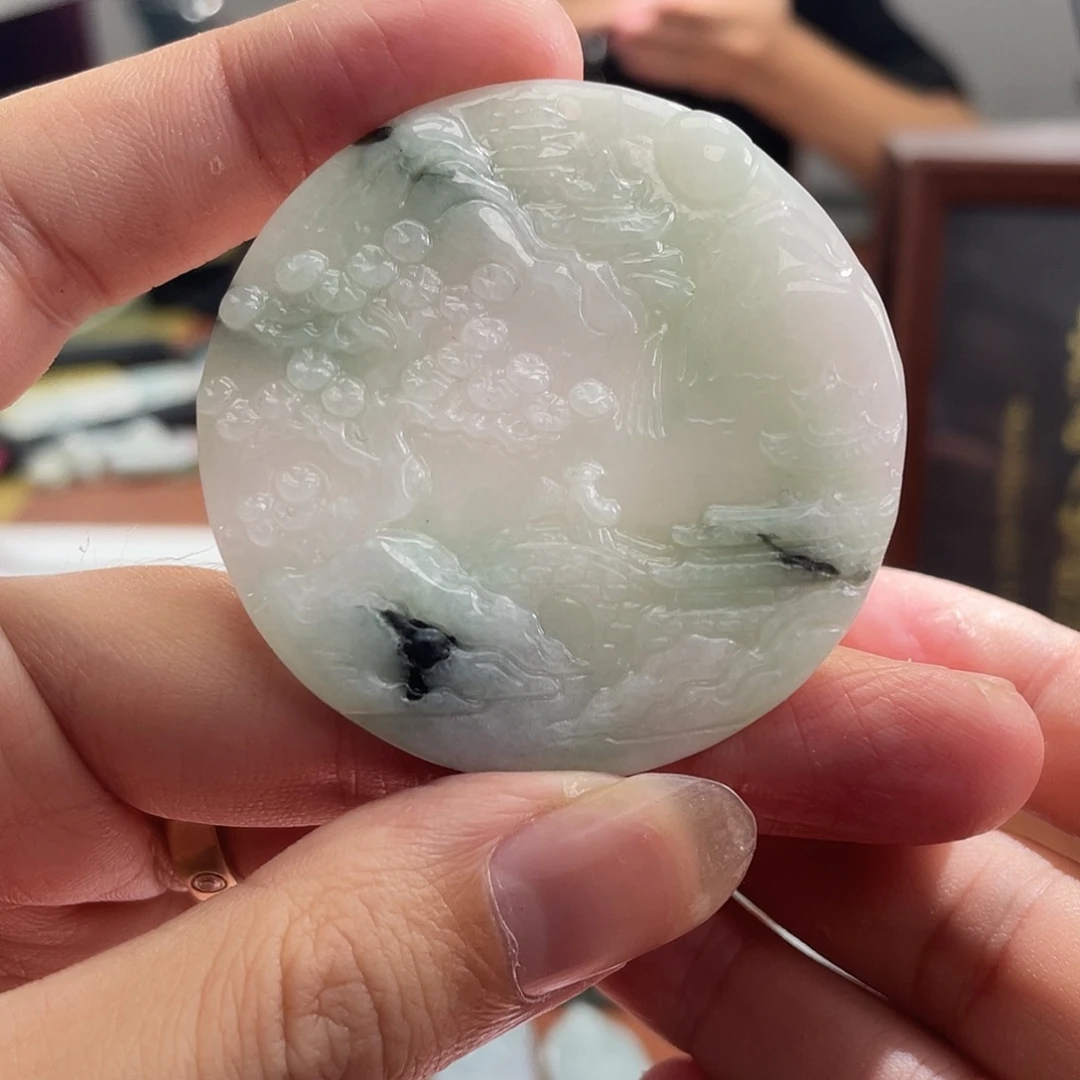 翡翠未镶嵌颈饰翡翠