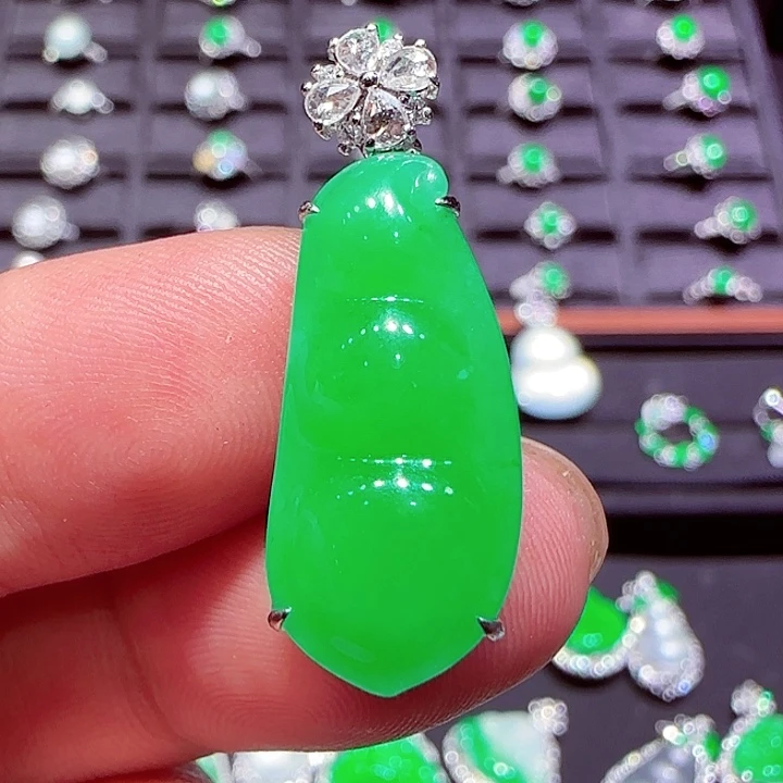 翡翠18K金镶嵌吊坠(不含链)吊坠