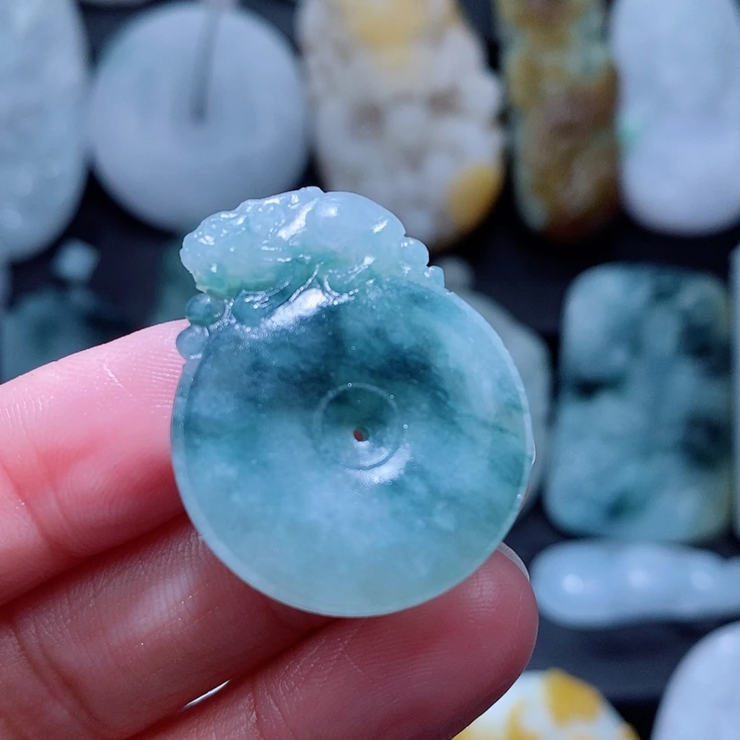 定制翡翠未镶嵌翡翠