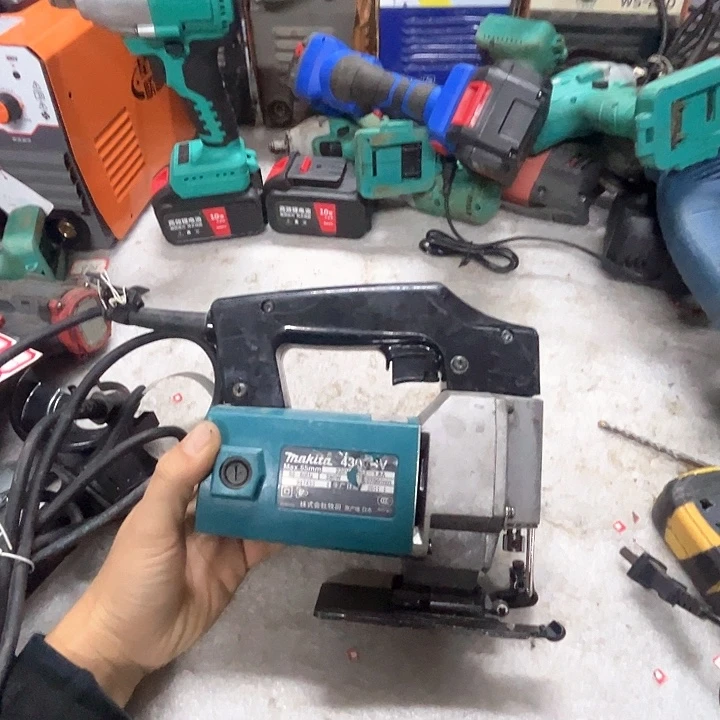 二手牧田4300bv曲线锯