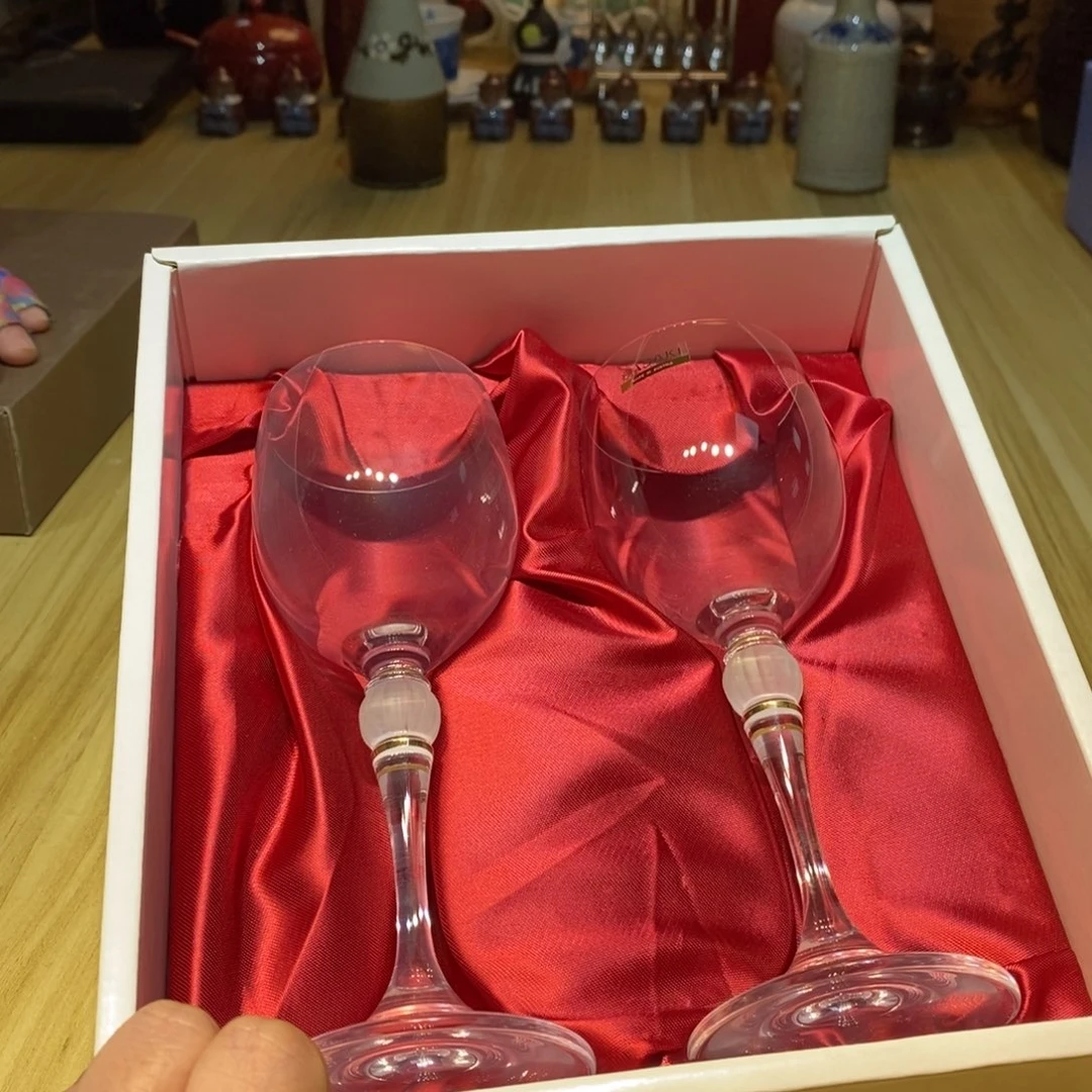 十*哥易雅集工艺品有限公司