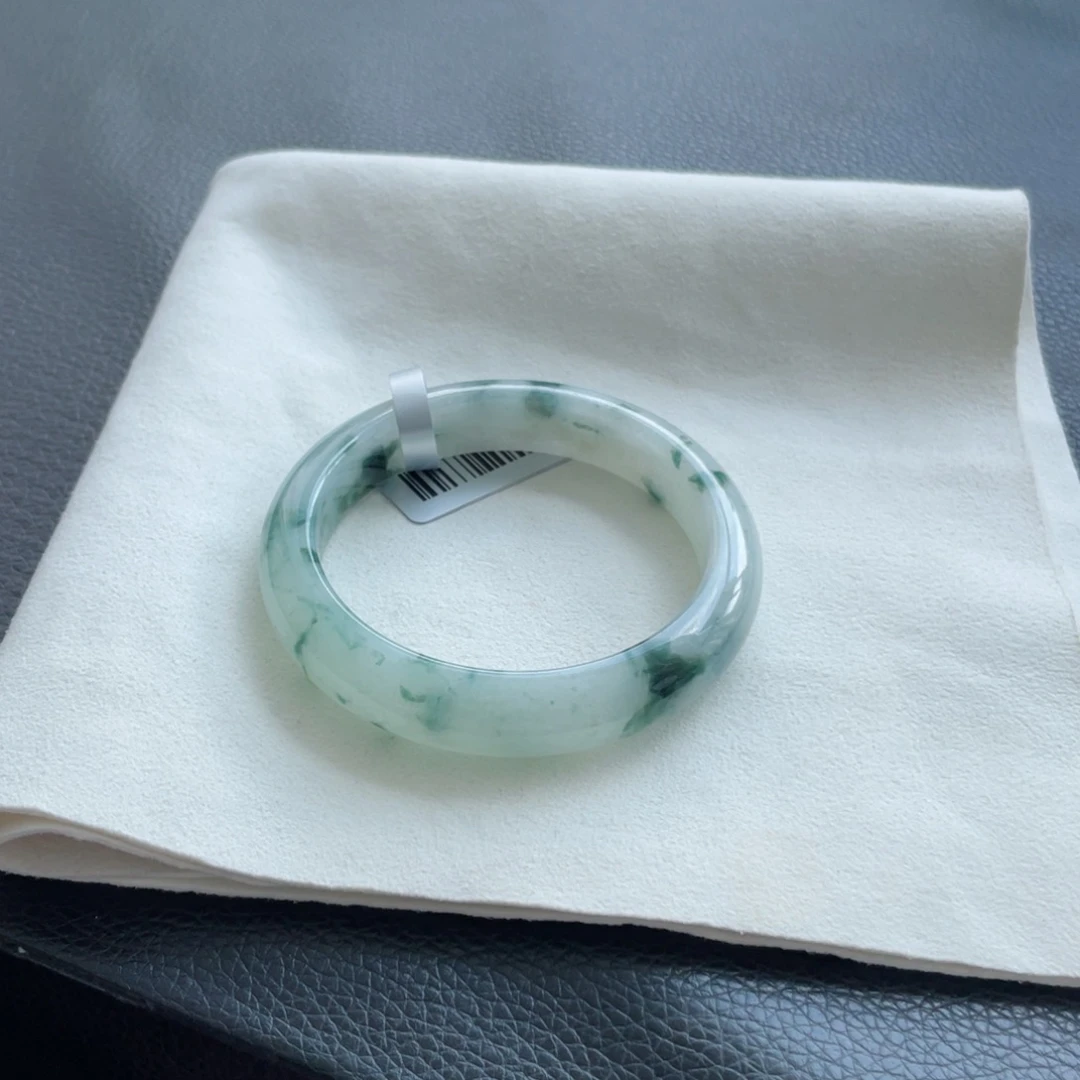 翡翠未镶嵌手镯纹54