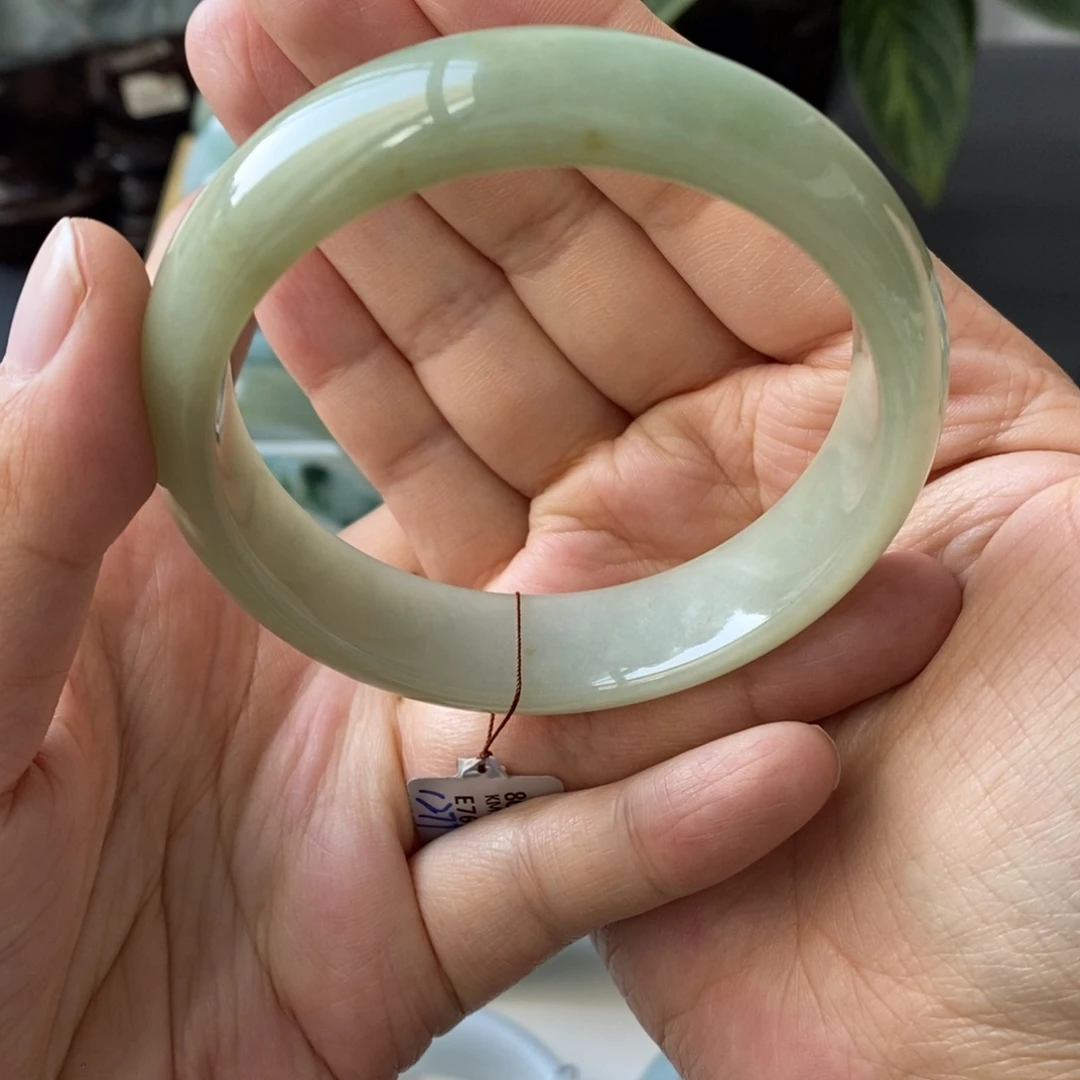 翡翠未镶嵌手镯天然