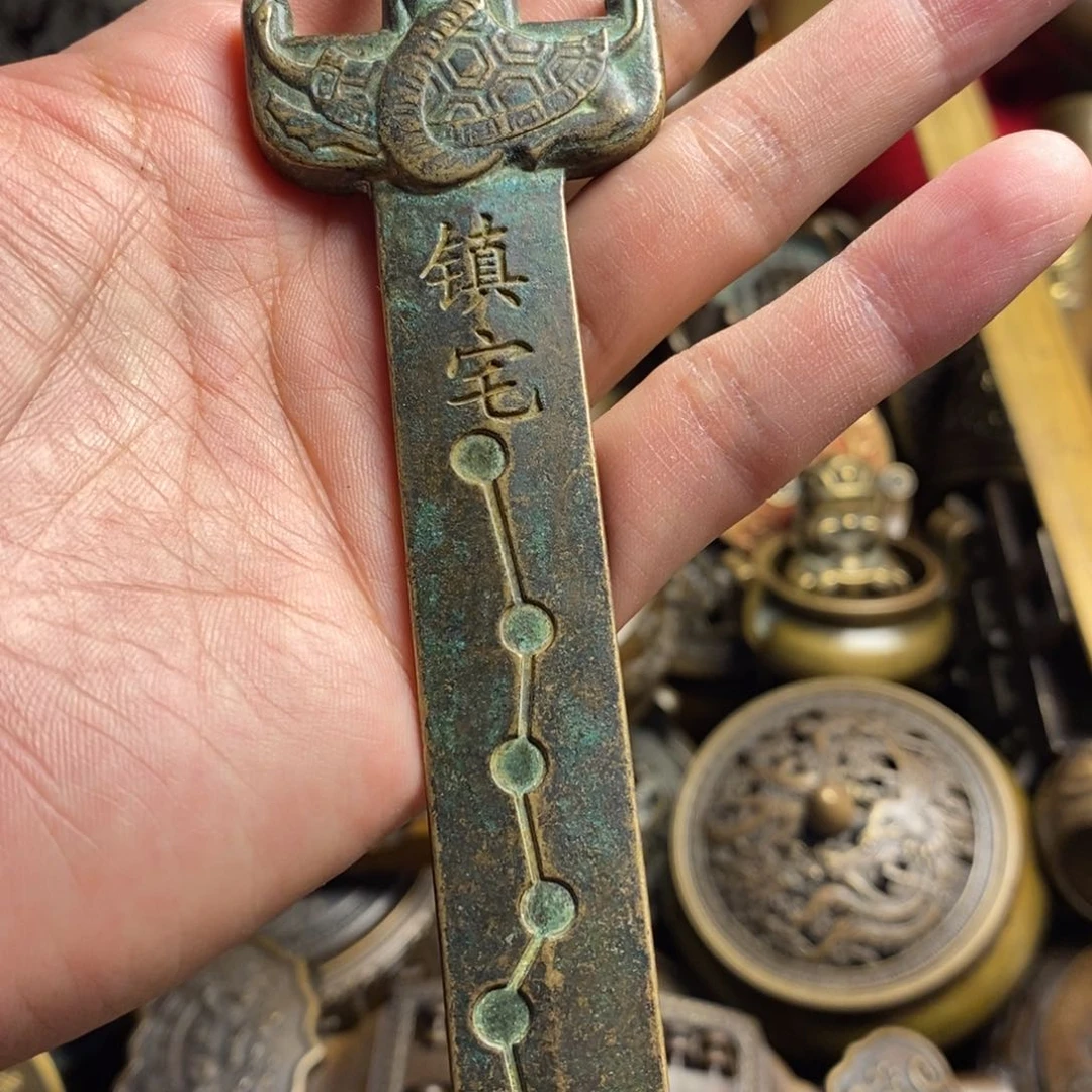 精美铜器做工精良