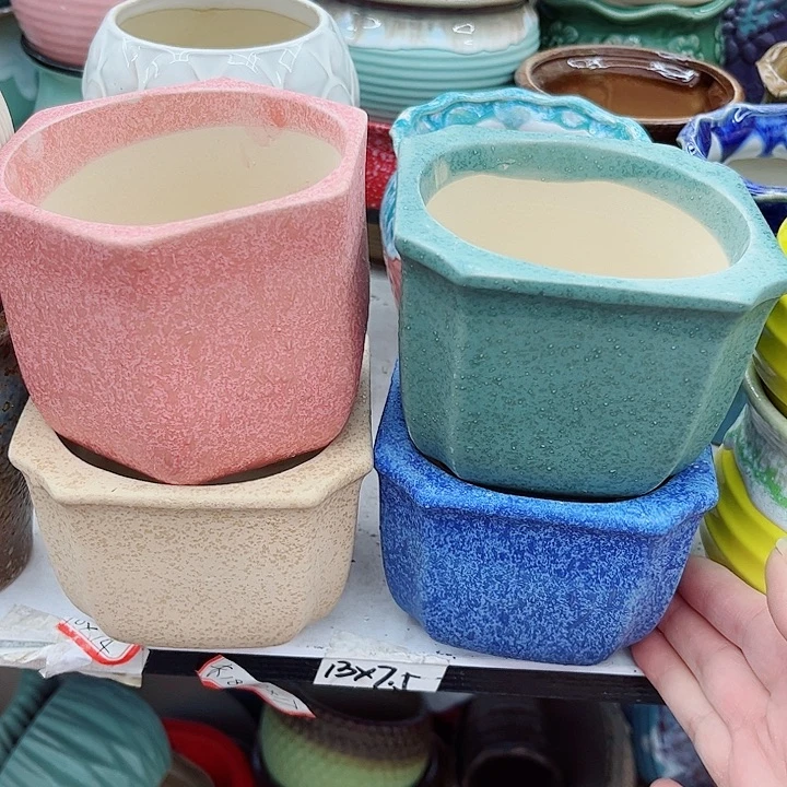多肉绿植陶瓷花盆9.9包邮，有孔