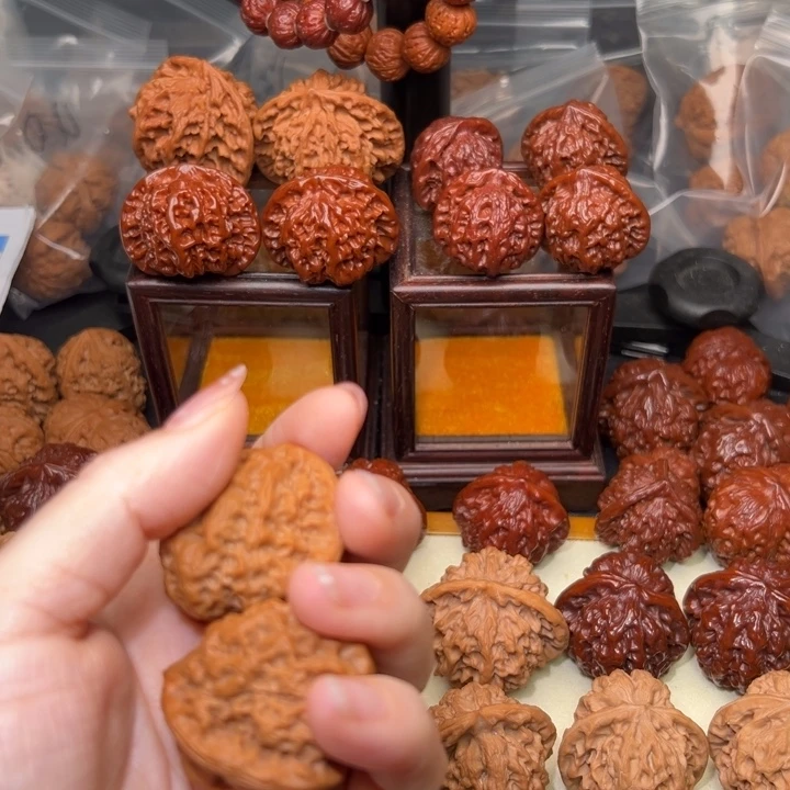 城***南吊坠桃核哥哥哥哥哥哥