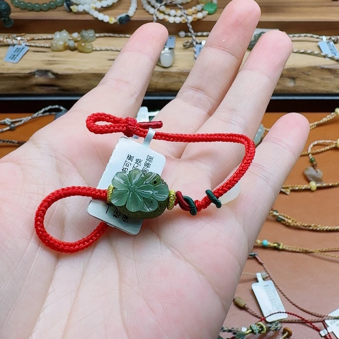 丫***头和田玉未镶嵌手链