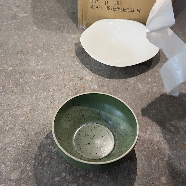 陶瓷微瑕烟灰绿6.25寸面碗