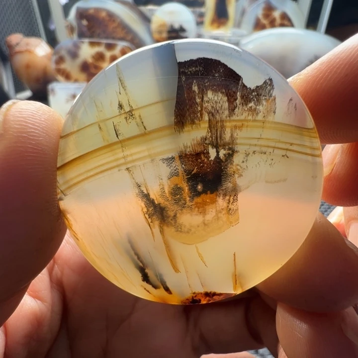 未镶嵌玛瑙/玉髓珠宝奇石