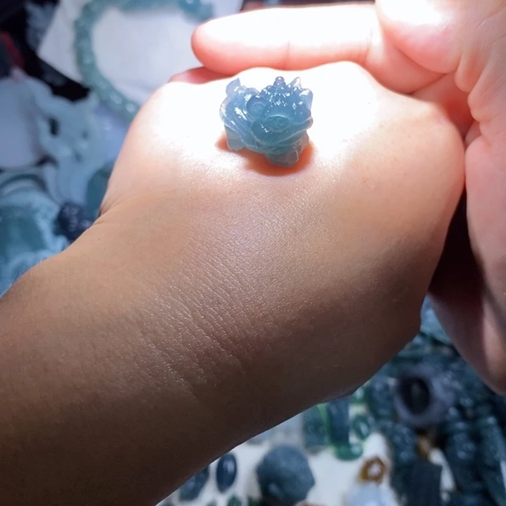 定制翡翠未镶嵌毛