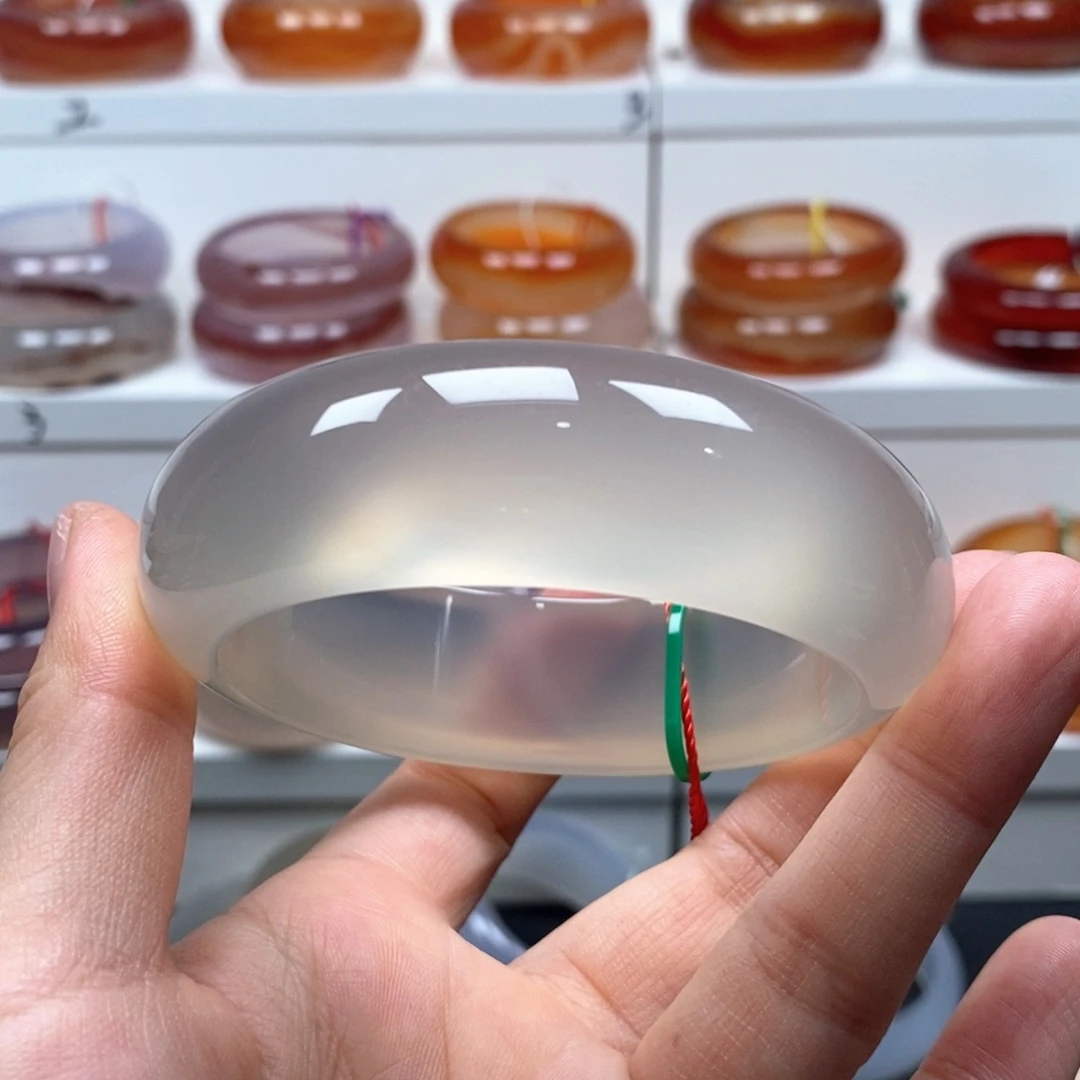 玛瑙/玉髓手镯未镶嵌晨*有管子花