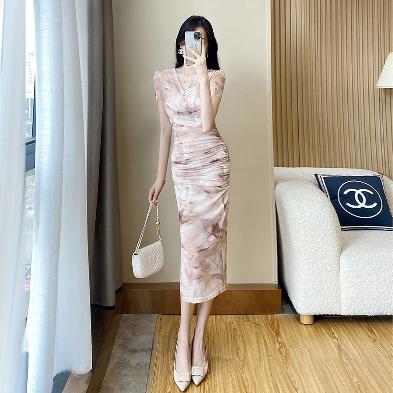 连衣裙新款女夏季长款V领性感气质女神范显身材修身包臀长裙6036
